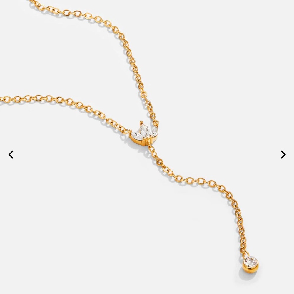 NIB - Lariat Crystal Drop Necklace